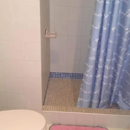 With 5 Bedrooms In With Wonderful Sea View Private Pool Enclosed Garden 1 Km From The Beach 别墅