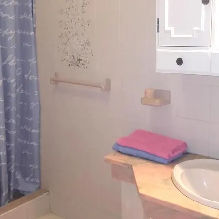 With 5 Bedrooms In With Wonderful Sea View Private Pool Enclosed Garden 1 Km From The Beach