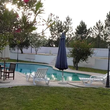 With 5 Bedrooms In With Wonderful Sea View Private Pool Enclosed Garden 1 Km From The Beach Villa *