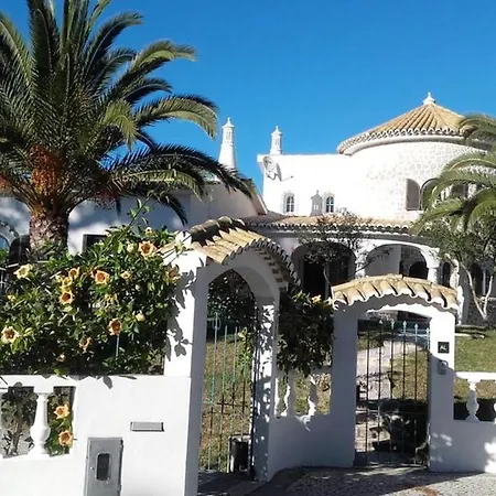 Villa With 5 Bedrooms In With Wonderful Sea View Private Pool Enclosed Garden 1 Km From The Beach *